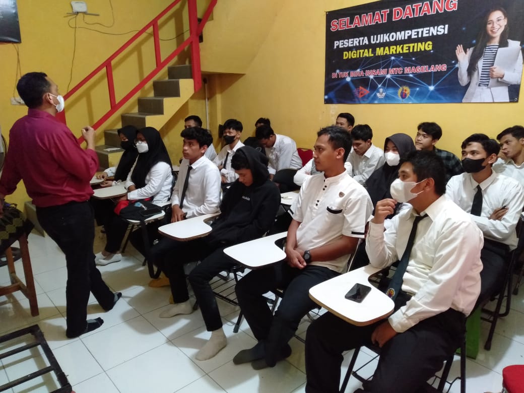 Kegiatan AMT Bagi Siswa Kursus Bahasa Korea Reguler Persiapan G to G Korea Angkatan 17 dan 18 Bina Insani MTC Magelang Kegiatan AMT Bagi Siswa Kursus Bahasa Korea Reguler Persiapan G to G Korea Angkatan 17 dan 18 Bina Insani MTC Magelang