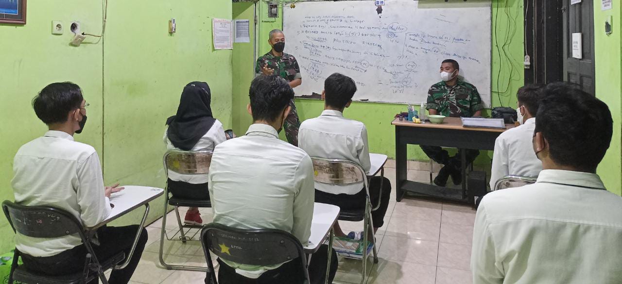 Kegiatan Fisik, Mental, Disiplin oleh Koramil Umbulharjo bagi Siswa Kursus Bahasa Jepang Persiapan Kerja Jepang Angkatan 19 Bina Insani MTC