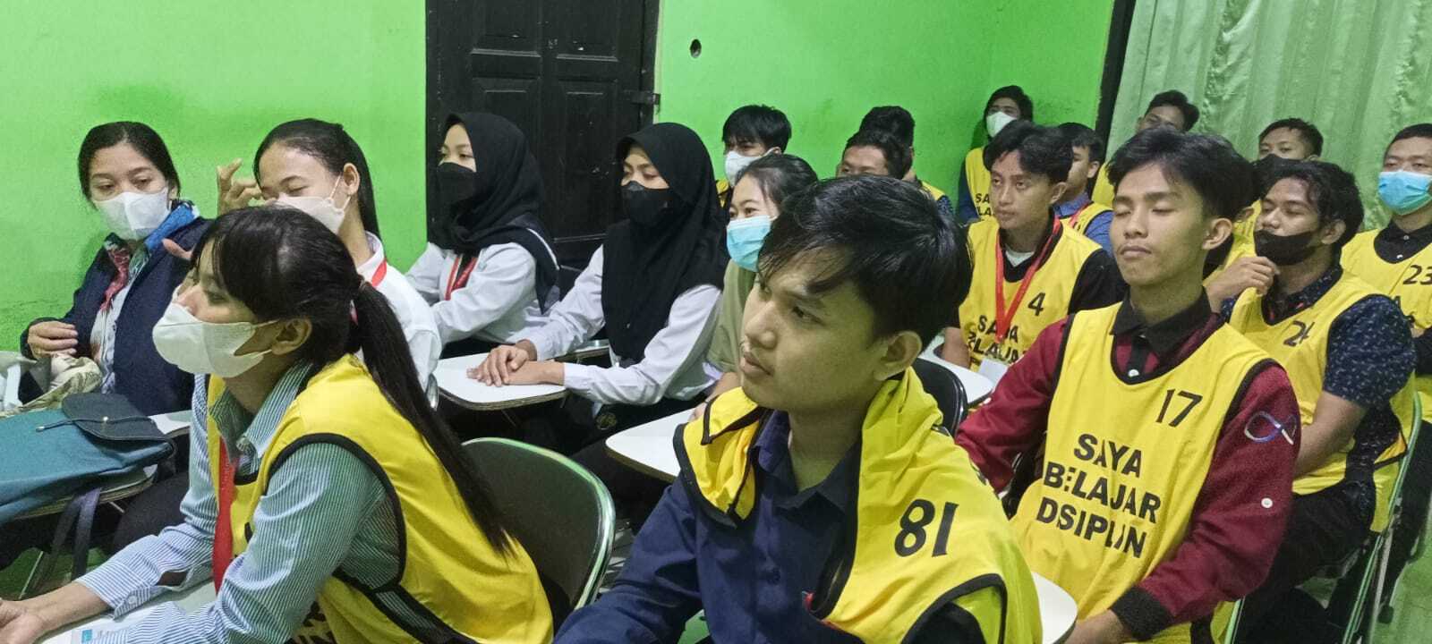 Kegiatan Fisik, Mental, Disiplin oleh Koramil Umbulharjo bagi Siswa Kursus Bahasa Jepang Persiapan Kerja Jepang Angkatan 14 Bina Insani MTC Kegiatan Fisik, Mental, Disiplin oleh Koramil Umbulharjo bagi Siswa Kursus Bahasa Jepang Persiapan Kerja Jepang Angkatan 14 Bina Insani MTC
