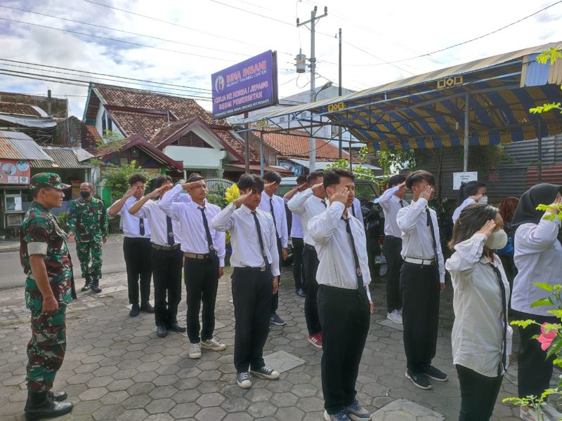 Kegiatan Fisik, Mental, dan Displin (FMD) Siswa Kelas Bahasa Korea Intensif Angkatan 138 Bina Insani MTC Yogyakarta Kegiatan Fisik, Mental, dan Displin (FMD) Siswa Kelas Bahasa Korea Intensif Angkatan 138 Bina Insani MTC Yogyakarta