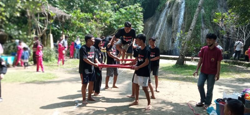 Outbound & Rapat Evaluasi Bina Insani MTC Yogyakarta dan Magelang di Omah Tabon – Goa Kebon Kulon Progo Yogyakarta Outbound & Rapat Evaluasi Bina Insani MTC Yogyakarta dan Magelang di Omah Tabon – Goa Kebon Kulon Progo Yogyakarta
