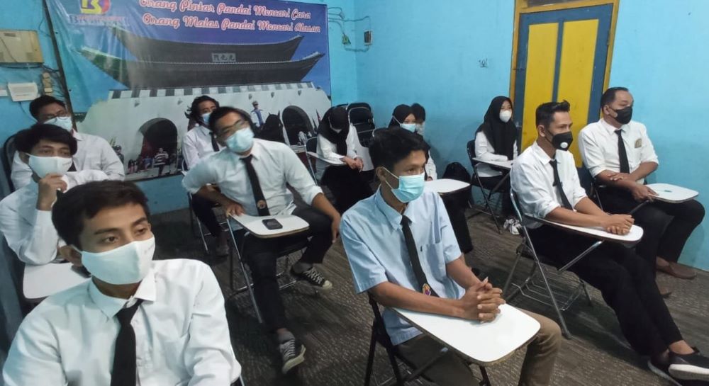 Kelas Kursus Bahasa Korea Persiapan Kerja Korea