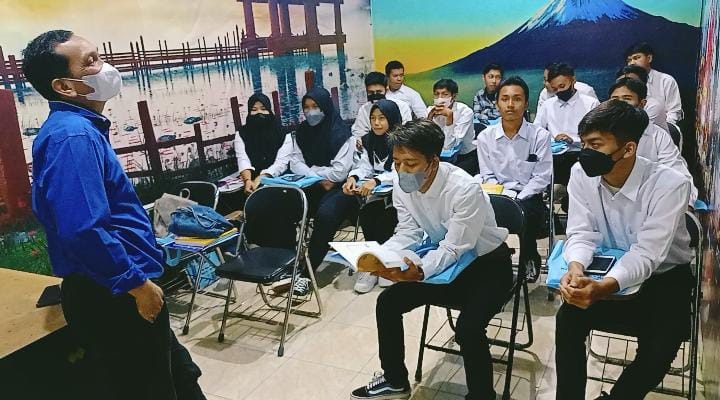 Resmi Dibuka Kelas Kursus Bahasa Korea Intensif Persiapan G to G Korea Angkatan 135 Bina Insani MTC Resmi Dibuka Kelas Kursus Bahasa Korea Intensif Persiapan G to G Korea Angkatan 135 Bina Insani MTC