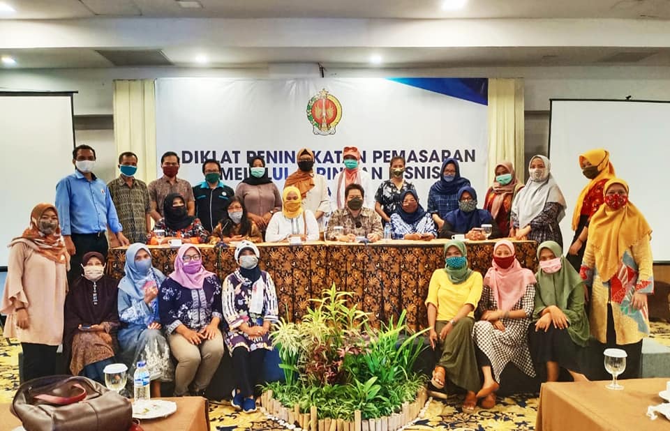 Diklat Pengembangan Jaringan Bisnis DISKOP UKM DIY Diklat Pengembangan Jaringan Bisnis DISKOP UKM DIY