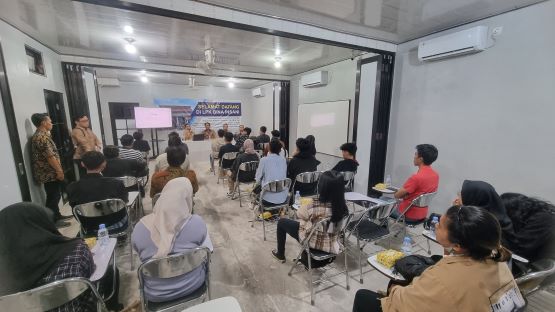 Kunjungan Dirjen KP2MI ke Bina Insani MTC: Mempersiapkan Siswa sebagai Pekerja Migran Berkualitas