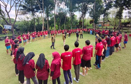 Outing Class Siswa Bina Insani Jogja dan Magelang di Jaka Garong Outing Class Siswa Bina Insani Jogja dan Magelang di Jaka Garong