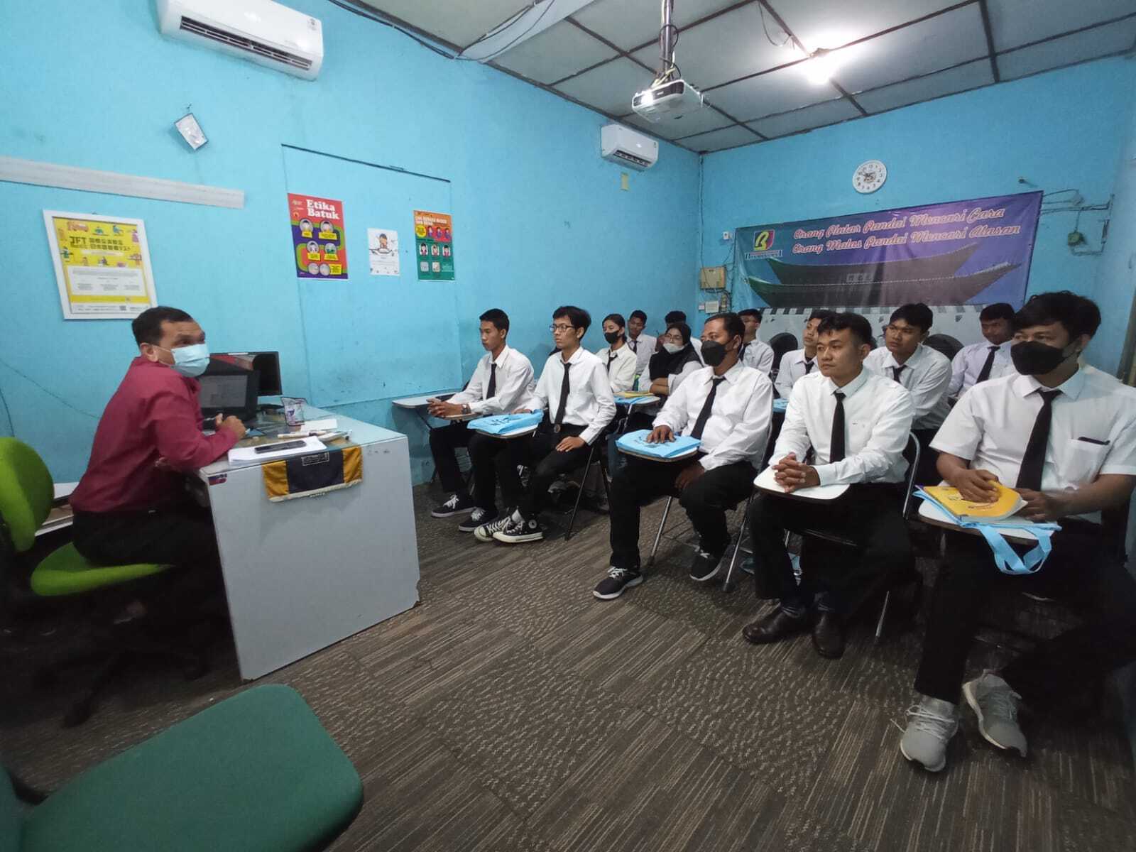 Telah Dibuka Kursus Bahasa Korea Intensif Angkatan 139 Persiapan Ujian EPS Topic G to G Korea Bina Insani MTC Telah Dibuka Kursus Bahasa Korea Intensif Angkatan 139 Persiapan Ujian EPS Topic G to G Korea Bina Insani MTC