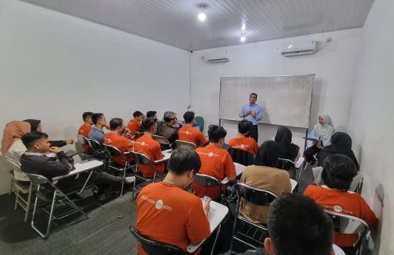 Penutupan Pelatihan Bahasa Jepang Intensif Angkatan 34 untuk Calon Pekerja Migran Indonesia Program Tokutei Ginou